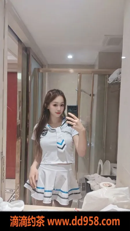 广州楼凤-越秀可乐美颜御姐，超值私密体验！