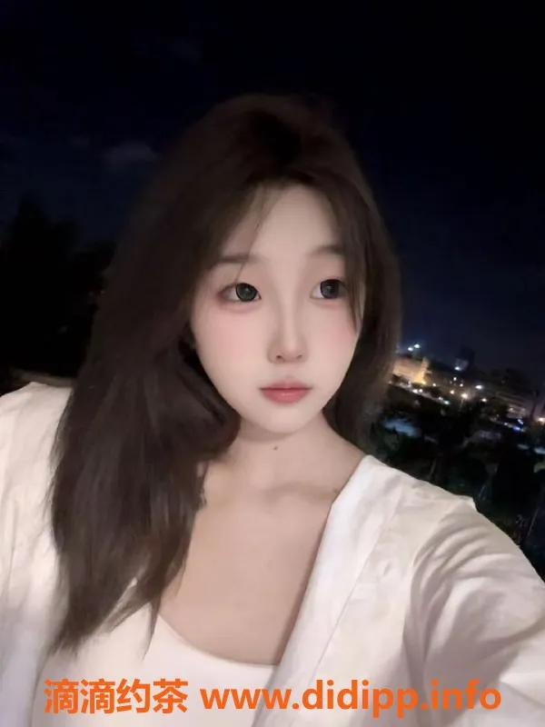 无锡楼凤-锡山区小乖，165高颜值兼职妹，44kg紧致