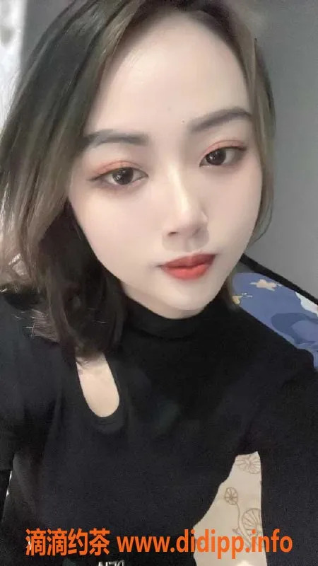 广州楼凤-天河小曼希，22岁，166cm，48kg，茶水5米