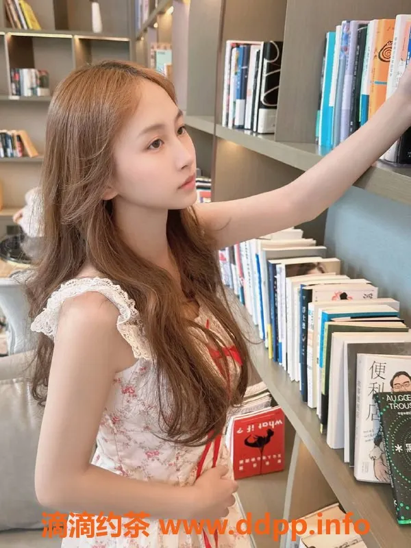 深圳楼凤-福田小小，1000P优质服务，剧情按摩体验