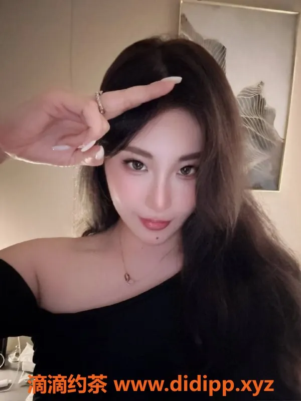 深圳楼凤-福田长腿美女Vivian，1200P按摩服务等你来体验！