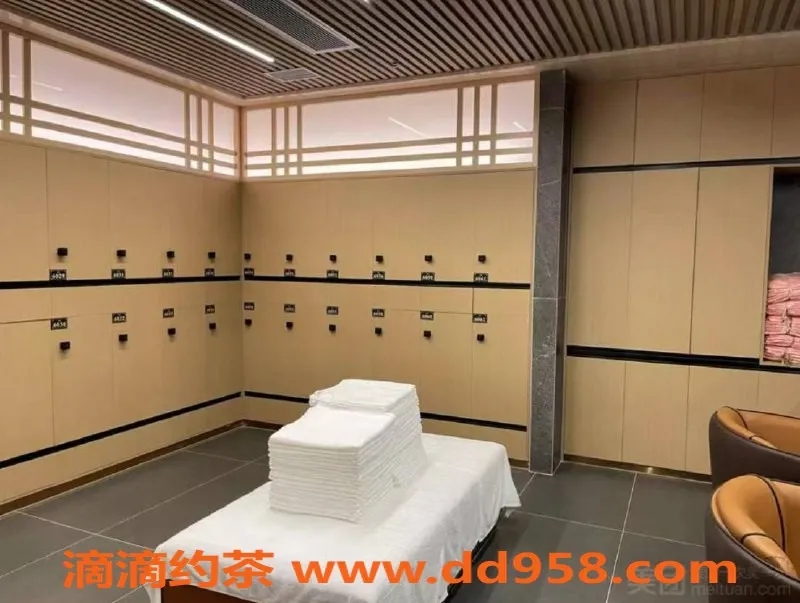 广州楼凤-广州白云龙归95后女神，A➕牌768超值体验