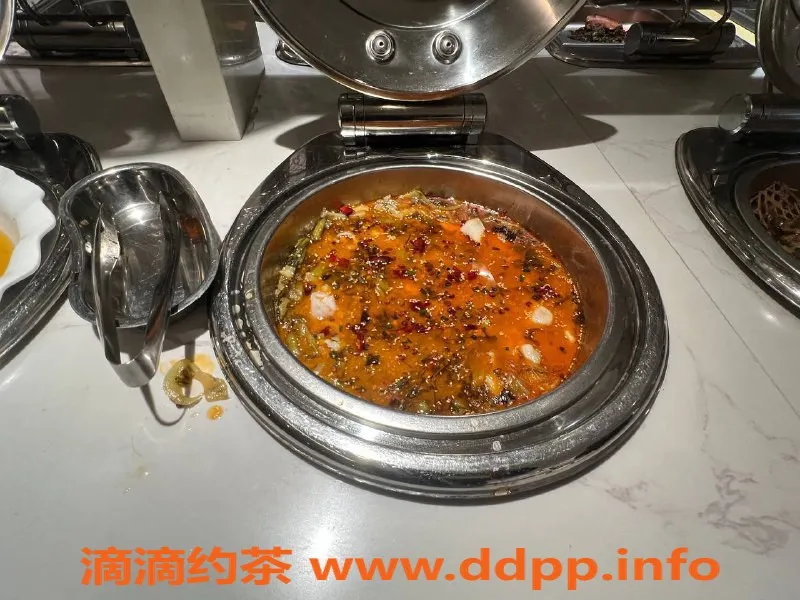 广州楼凤资源信息,广州白云龙归95后女神，A➕牌768超值体验