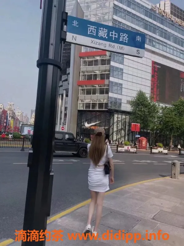 上海楼凤资源信息,曼丽6p陪玩，身材还不错，随便体验