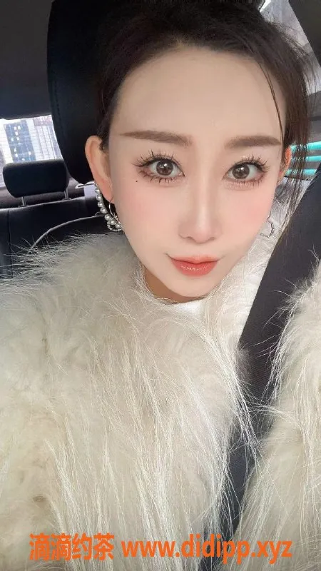 成都楼凤资源信息,桐梓林大E小浪浪，28岁巨乳御姐欢迎体验