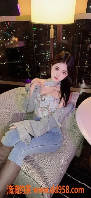 成都楼凤-成华区少妇车沫沫，颜值与服务皆佳