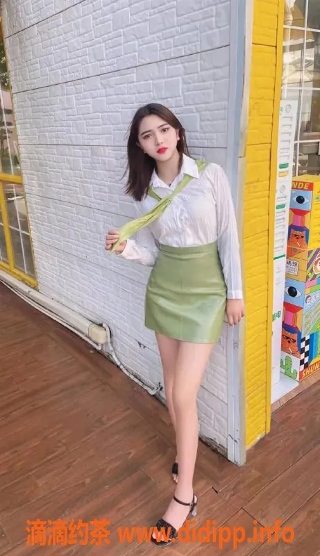 深圳楼凤资源信息,南山雅雅，服务超赞，绝对值得一试！