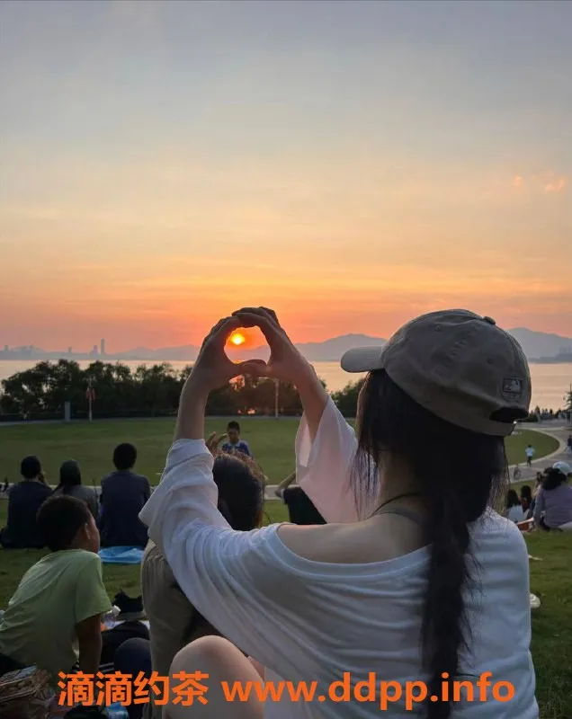 杭州楼凤-乐乐，越城区千元内丝袜诱惑