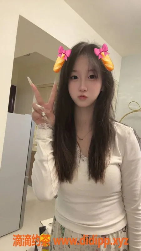 惠州楼凤资源信息,小涵，18岁，160身高，90体重，提供多项服务