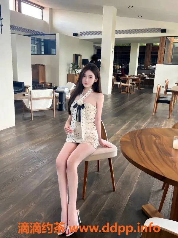 福州楼凤-泉州倩倩 26岁 168cm 52kg 诱惑服务等你来体验