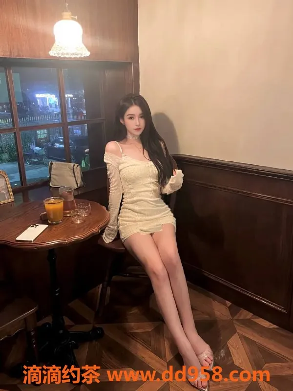 福州楼凤-泉州倩倩 26岁 168cm 52kg 诱惑服务等你来体验