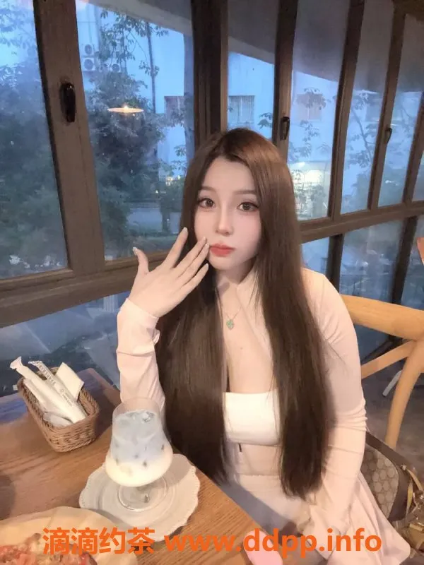 广州楼凤-天河大奶糕，1300p，1900pp等你体验