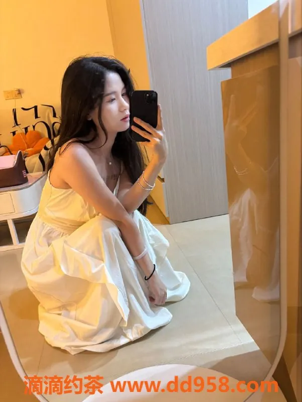 昆明楼凤-麒麟区曲靖微微，价格700P起，情趣服务体验推荐