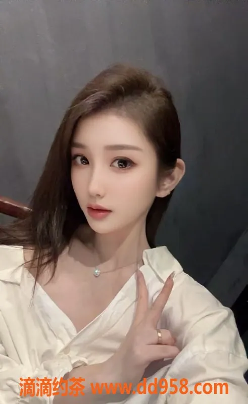 无锡楼凤-梁溪06少女，172大长腿，诱惑多多