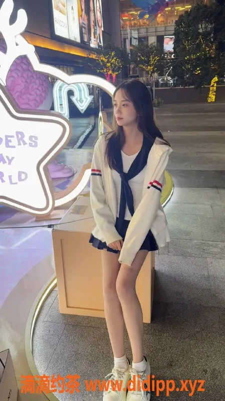 深圳楼凤资源信息,龙华小思，1000元/次，专业服务等你体验