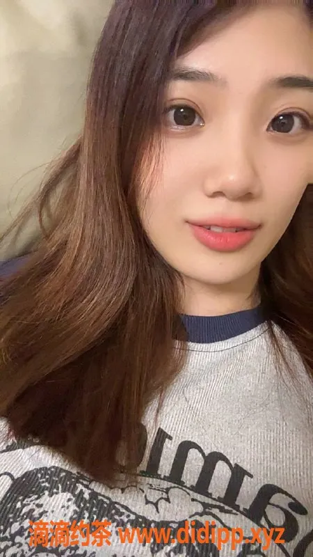 广州楼凤-海珠区御姐怡宝，162cm B罩杯，600元起服务！