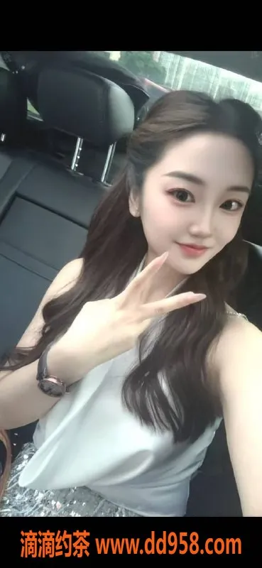 广州楼凤-顺德区安妮 166高 C罩杯 御姐服务700起