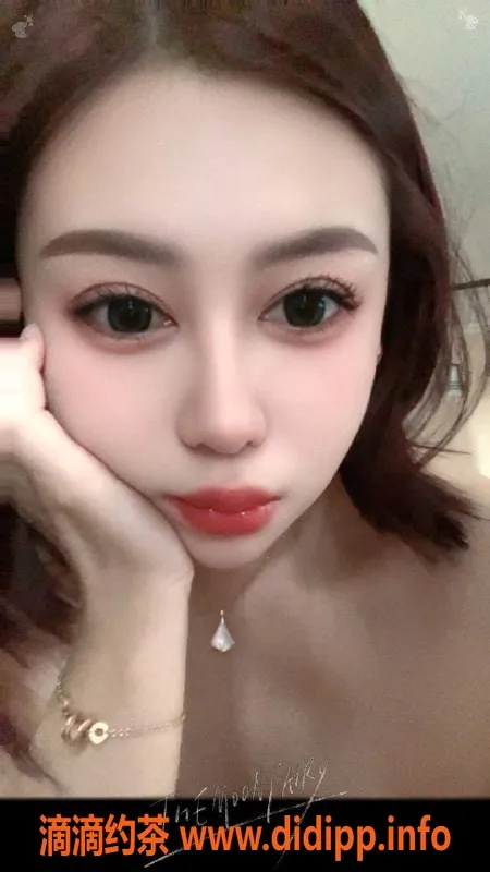 北京楼凤-朝阳大悦城26岁活泼美女欣欣，服务百搭！