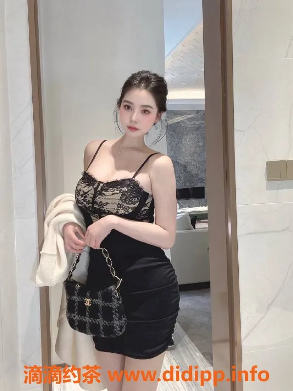 深圳楼凤-福田洁妮，长腿大波，1300P制服69服务