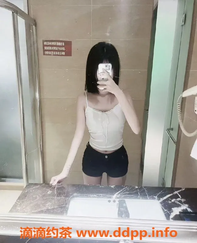 常州楼凤-武进小汤圆，160cm C罩杯，陪浴服务只需800元