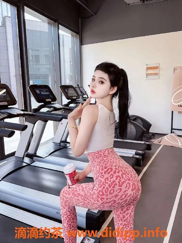 东莞楼凤-东莞莎莎，微胖欧美范，服务超赞！