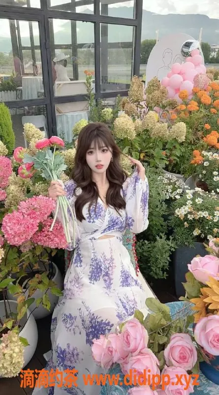 深圳楼凤-福田念淇，大波长腿，1200P体验等你来！