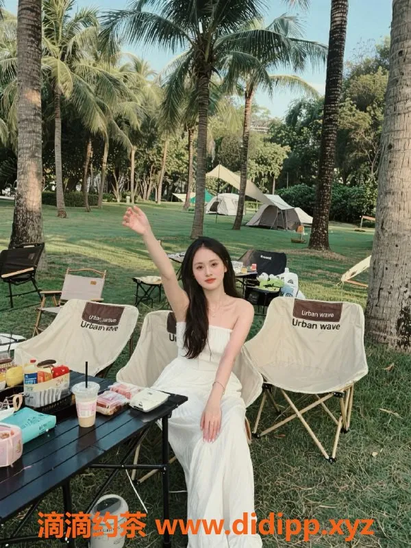 深圳楼凤-南山嫩妹小花，700元限时服务