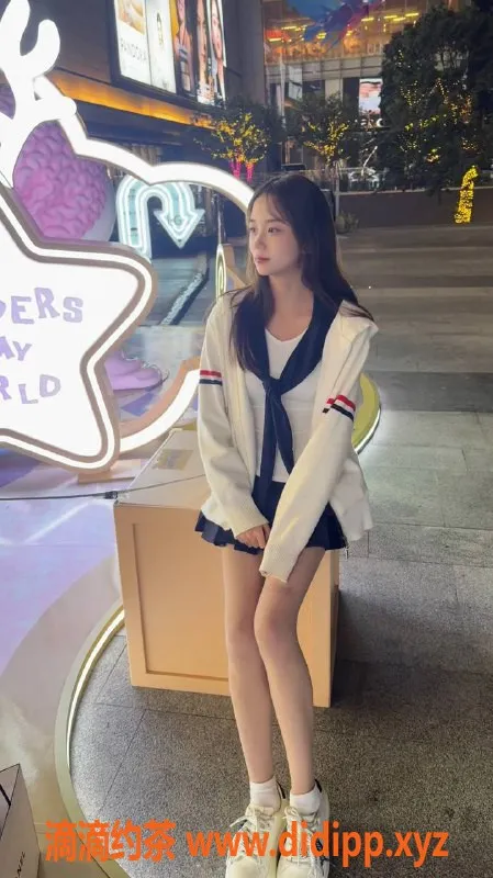 深圳楼凤资源信息,深圳龙华小思，甜美嫩妹1k起，活泼熟女伴你体验