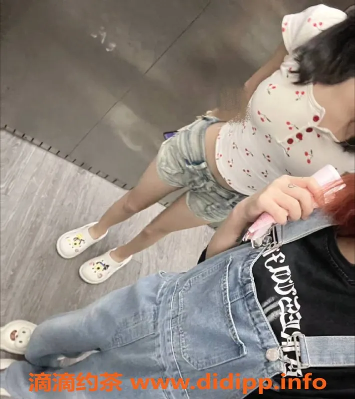 成都楼凤-【花名】 #小梨
【编号】 #B303
#7p #未成年