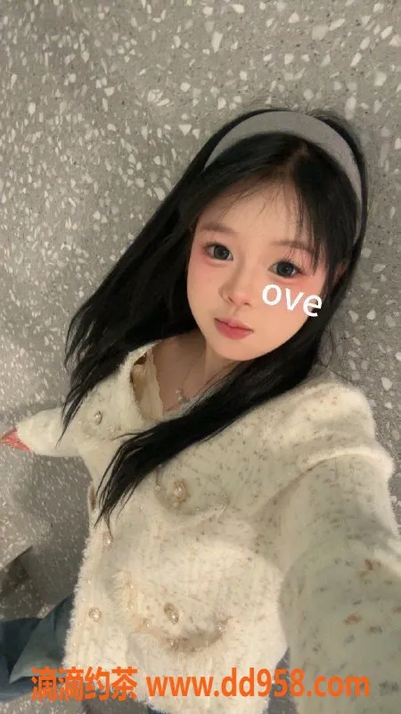 深圳楼凤-深圳南山婷婷，1000p嫩妹服务，舌吻69制服体验