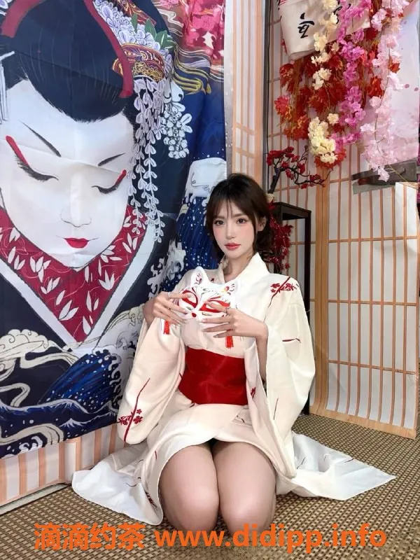 深圳楼凤-福田山本小樱，1300P，69舌吻超刺激