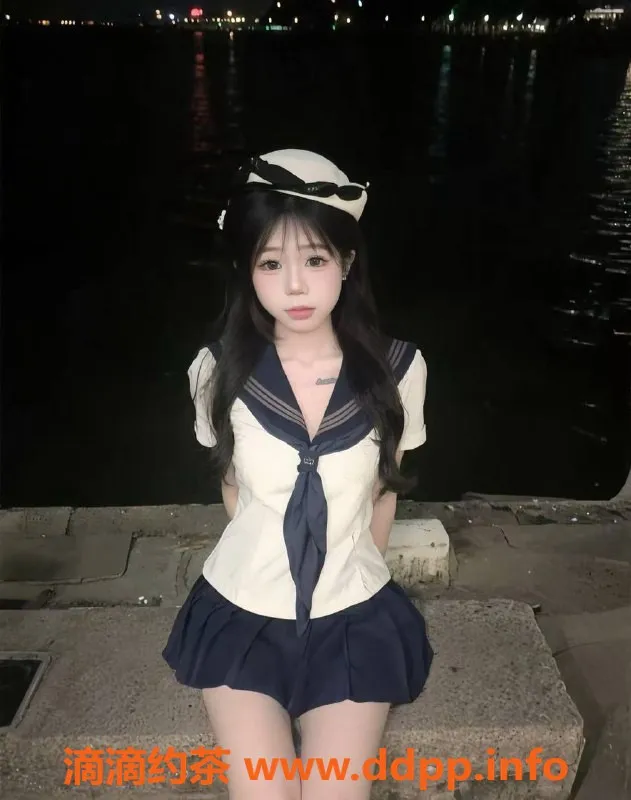 深圳楼凤-龙华嫩妹小雪，1000p高质量服务