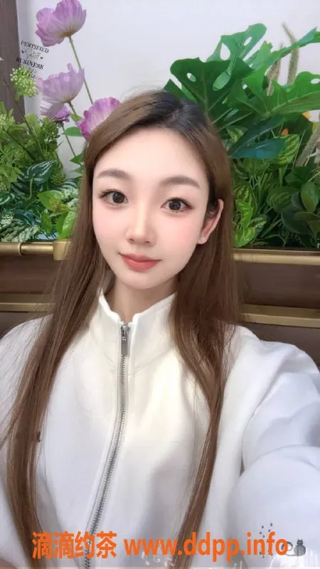 深圳楼凤-龙华诺诺，168cm，48kg，1200起，热情服务