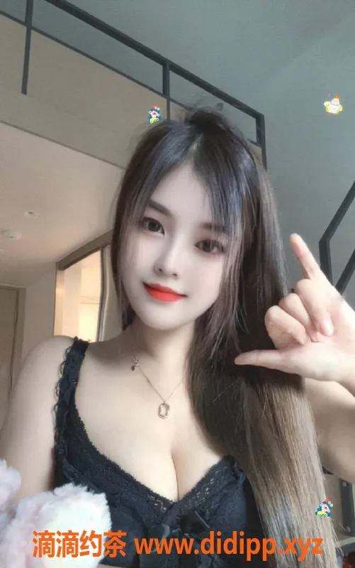 深圳楼凤-龙岗欢欢，身材火辣，制服诱惑等你来体验