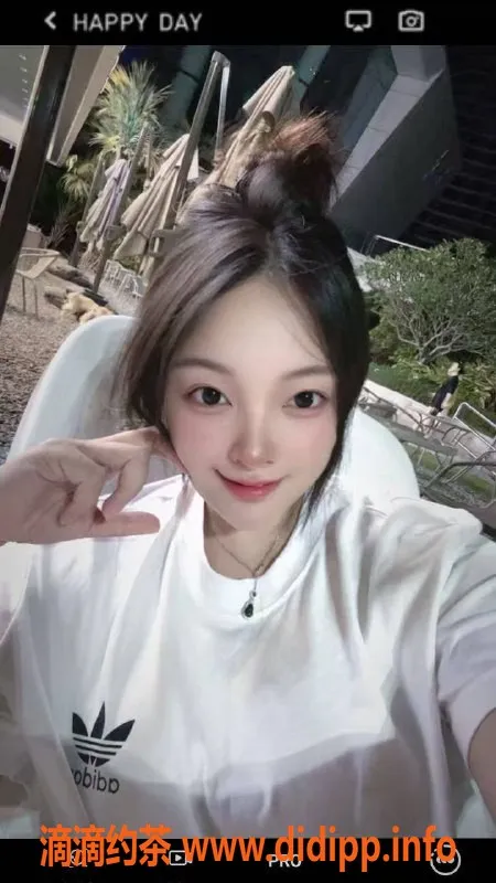 广州楼凤-天河欣琪，五百撩妹，舌吻69全包服务