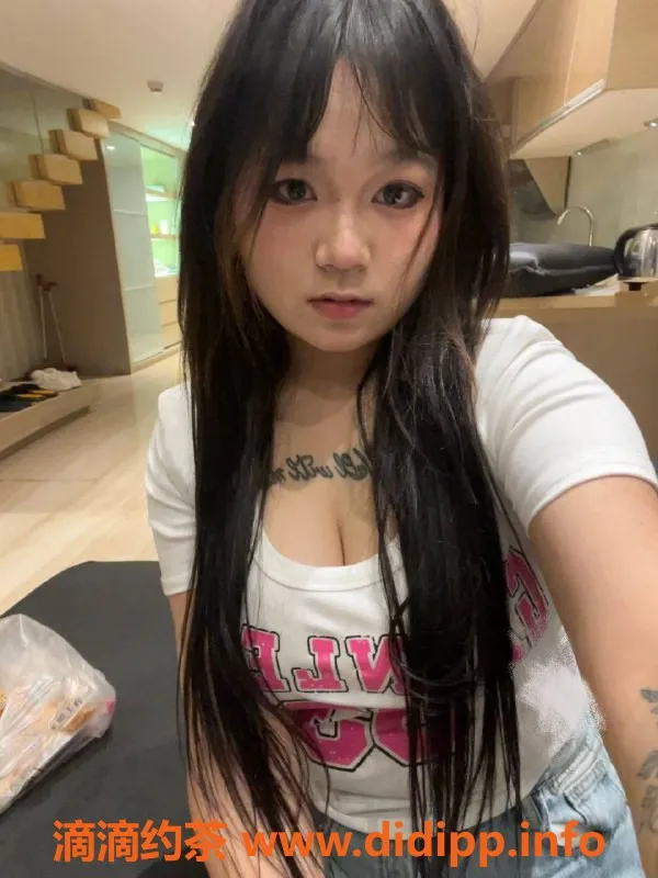 广州楼凤资源信息,天河小八，鸳鸯浴与69式，水费500起