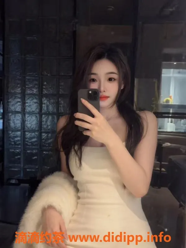 成都楼凤资源信息,成都苏小樱，身材火辣，服务一流