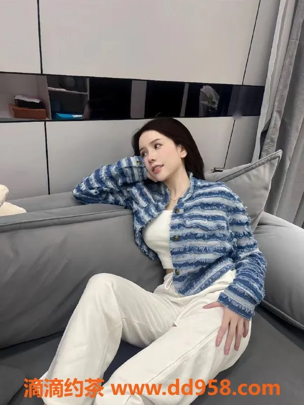 广州楼凤-广州天河乐纯，1800元服务，体验不容错过！