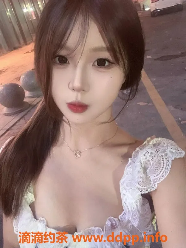广州楼凤资源信息,荔湾区19岁新人颖佳，170cm，36C，茶水费优惠