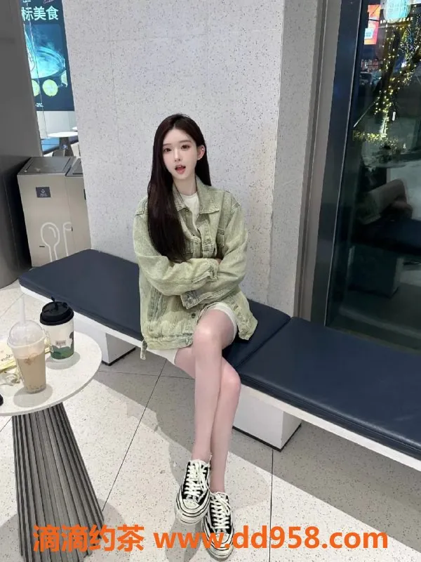 广州楼凤-白云晚芙20岁，163cm超正妹可外出