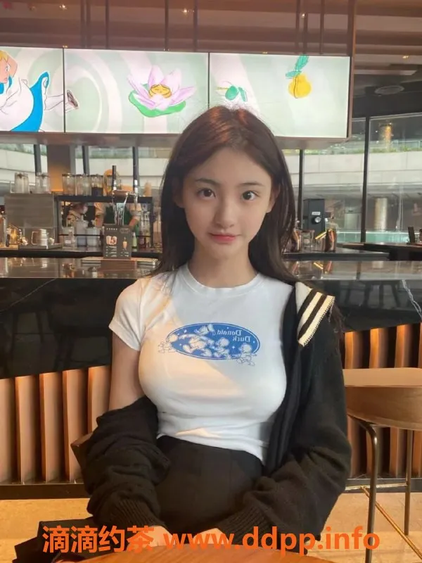 广州楼凤-广州天河区20岁学妹安然兼职，身高164cm，茶水费6米起
