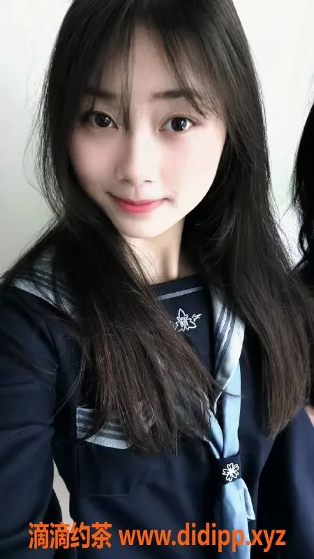 深圳楼凤-福田小泡芙，1298P，69制服服务