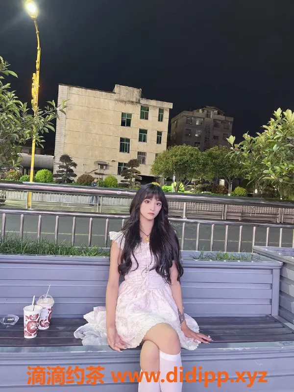 广州楼凤资源信息,广州天河小池，价格600，服务优质