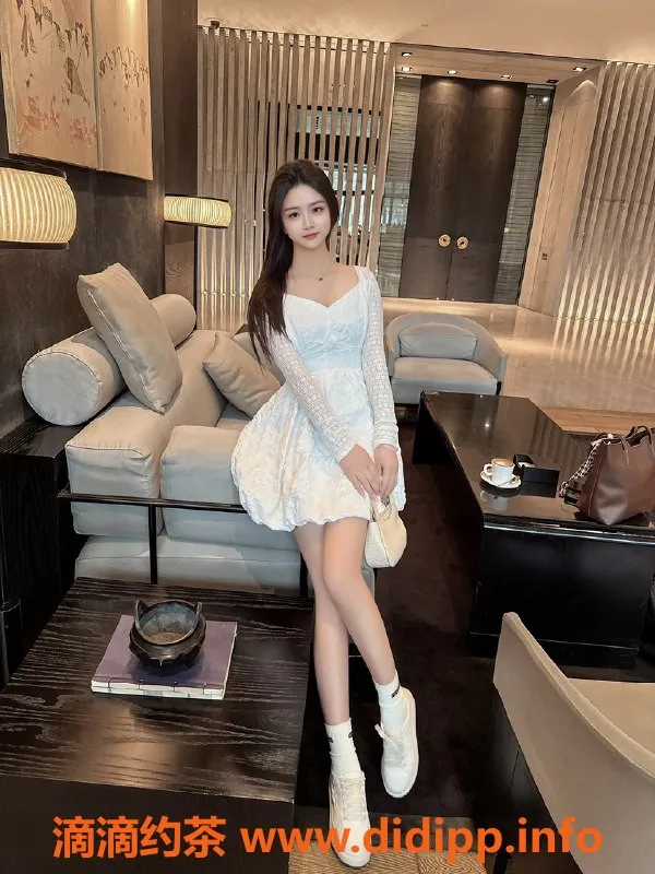 无锡楼凤-惠山区叶青青，168高颜值丝袜制服女神