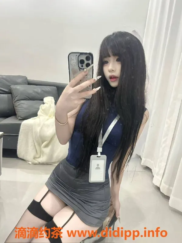 南通楼凤-南通草女仆解压俱乐部，19岁小姐姐等你来玩