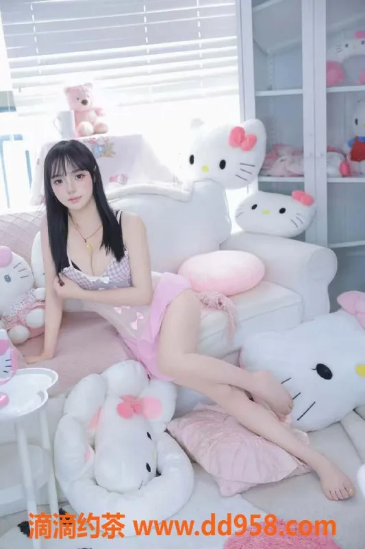 深圳楼凤-福田妍妍，700P深喉水床好伴侣