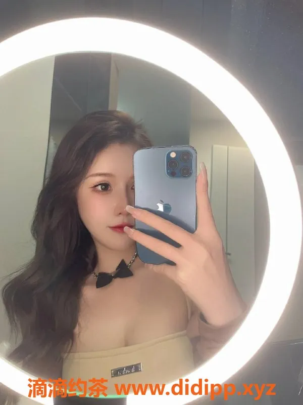 广州楼凤-天河区甜美嫩妹小怡，身高165cm，C罩杯，服务多样