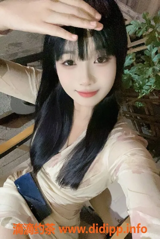 深圳上门服务-福田嫩妹听晚，900P上门服务