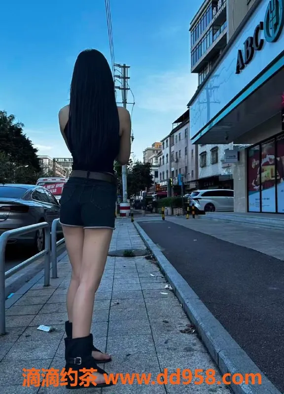 广州楼凤-越秀区张星岚，身高167，B罩杯，900p起