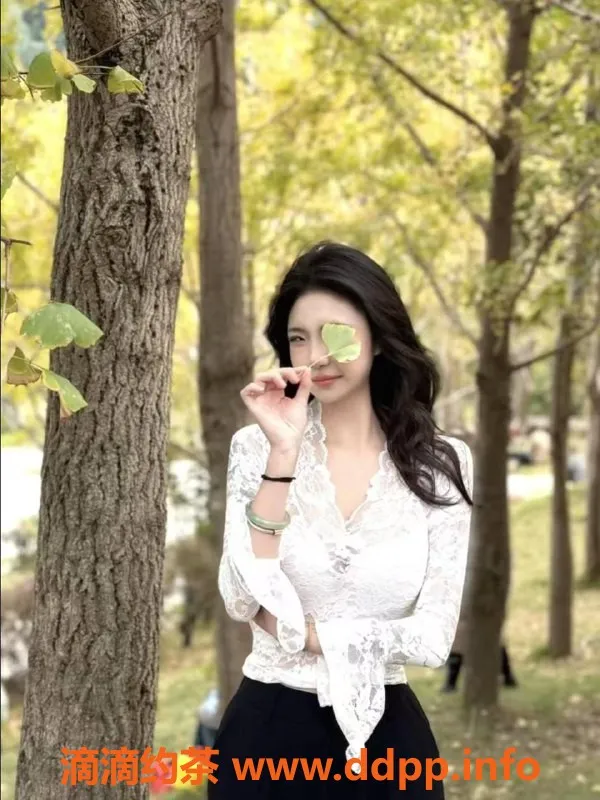 湛江楼凤-广东湛江小静，21岁，身高170，700元尽享鸳鸯戏水